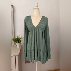 NWT DAVI & DANI Sage Green V-Neck Smocked Peasant Blouse/Dress size 1XL